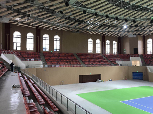 廣東工商理工學(xué)院體育館看臺(tái)系統(tǒng)