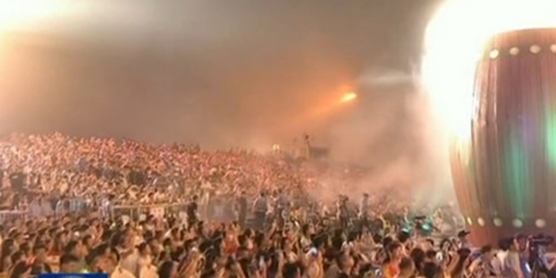 青島啤酒節開幕，綠蛙看臺榮登央視七點新聞聯播