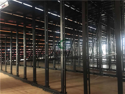 湛江市北大附屬實(shí)驗(yàn)學(xué)校16層伸縮看臺