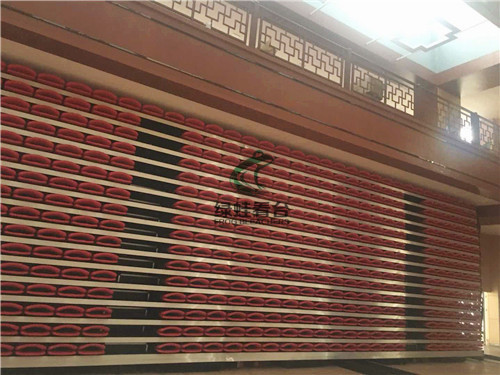 湛江市北大附屬實(shí)驗(yàn)學(xué)校16層伸縮看臺