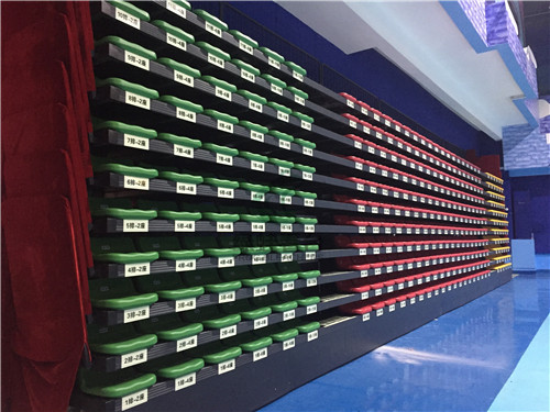 綠蛙看臺跳進了亞特蘭親子酒店的BIBI歡樂城堡