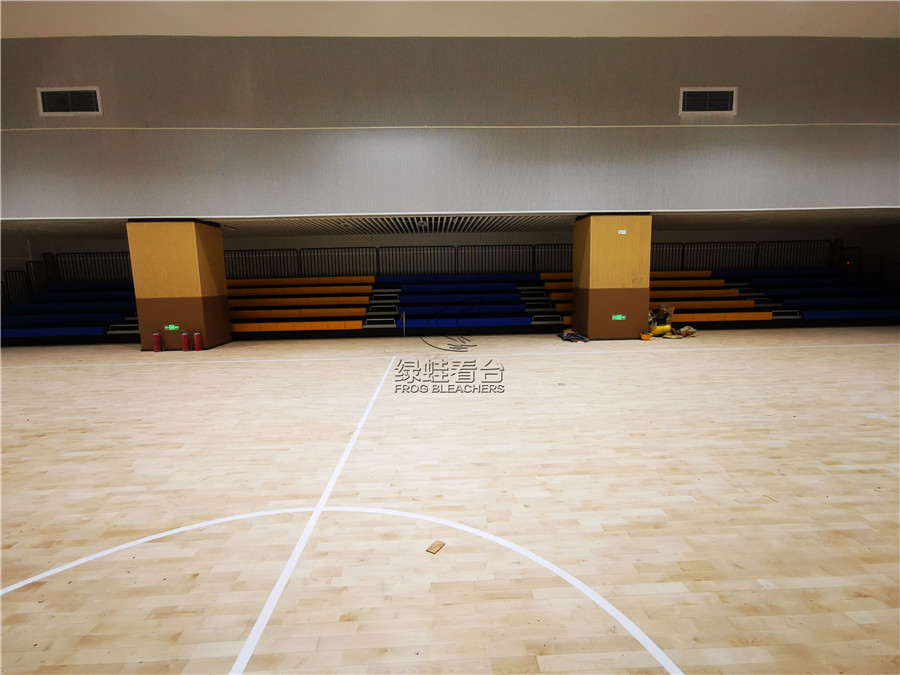 深圳沙壆學(xué)校體育館看臺座椅