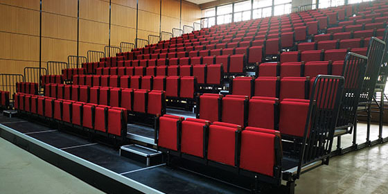 常見體育場館及田徑場看臺椅的分類及特點(diǎn)！